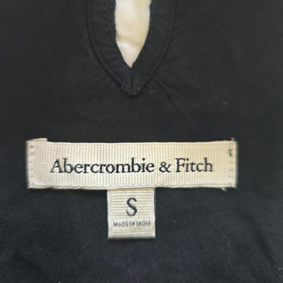 Abercrombie & Fitch Black Lace Halter Cropped Top Size S Boho - Picture 3 of 6